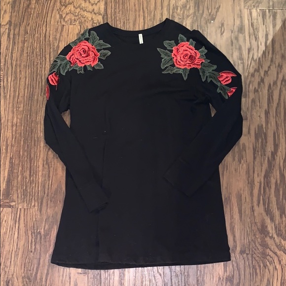 EMMA AND SAM LF BLACK ROSE SWEATER DRESS - Picture 3 of 3